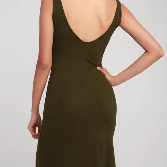 *NEW* OLIVE GREEN RIBBED BUTTON-FRONT MIDI DRESS - Picture 5 of 7